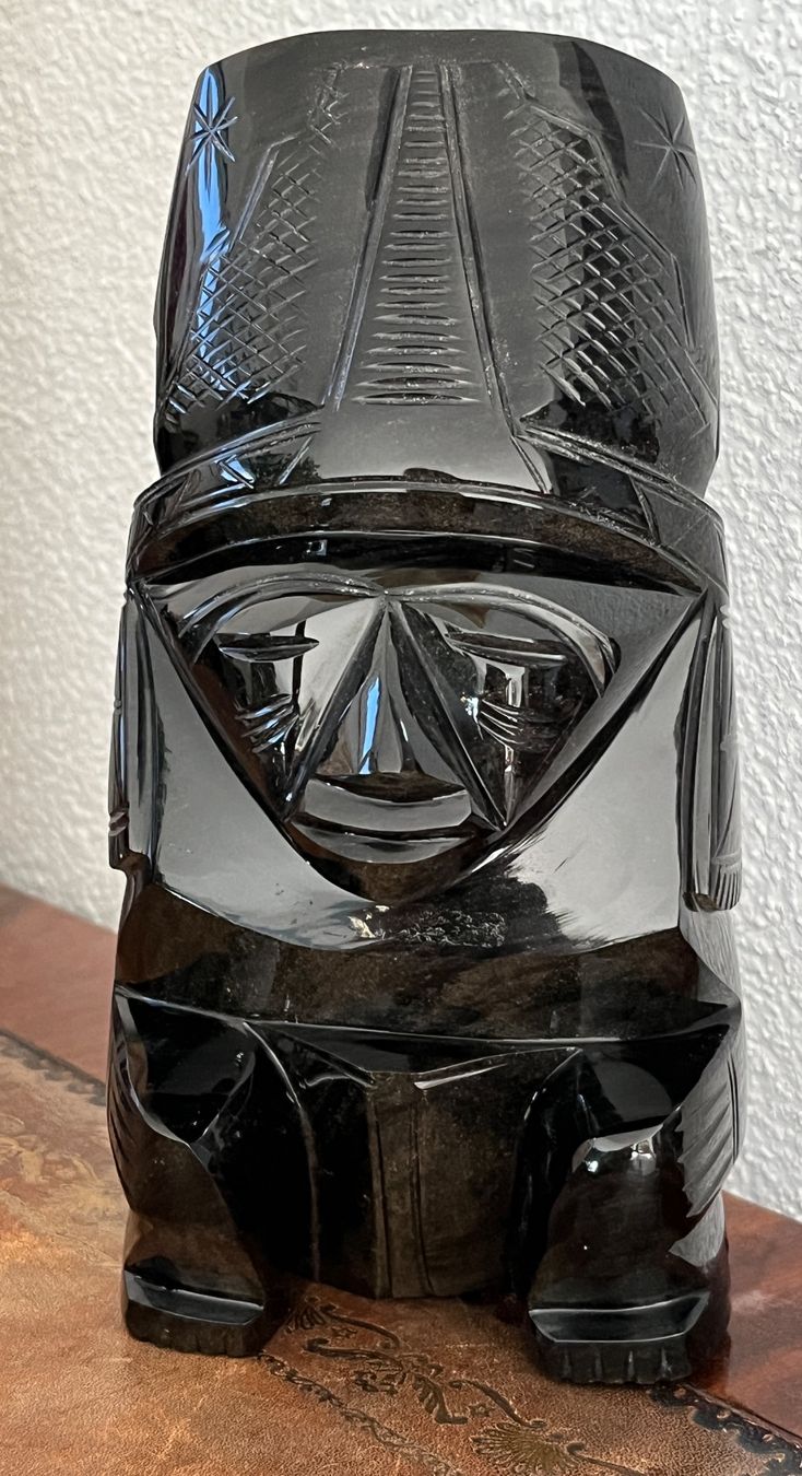 Skulpturen & Statuen: Obsidian - Skulptur – Gebraucht aus Stetten AG von Brissago25