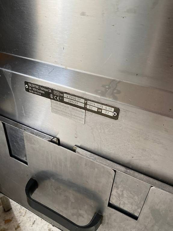 Küchengeräte: Vend une friteuse deux bacs turbo – Gebraucht aus Martigny von seater 2