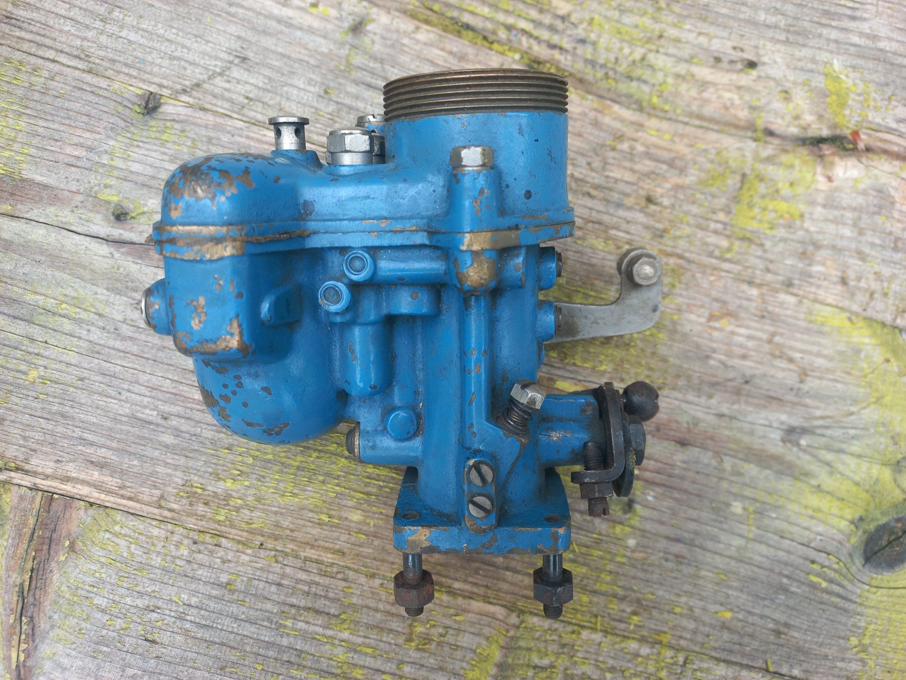 Tutti pezzi di ricambio auto: rarer Oldtimer Messing / Bronze Vergaser WEBER Tipo 26 DR – Usato da Dulliken venduto da Dullikenlerchclassic 2