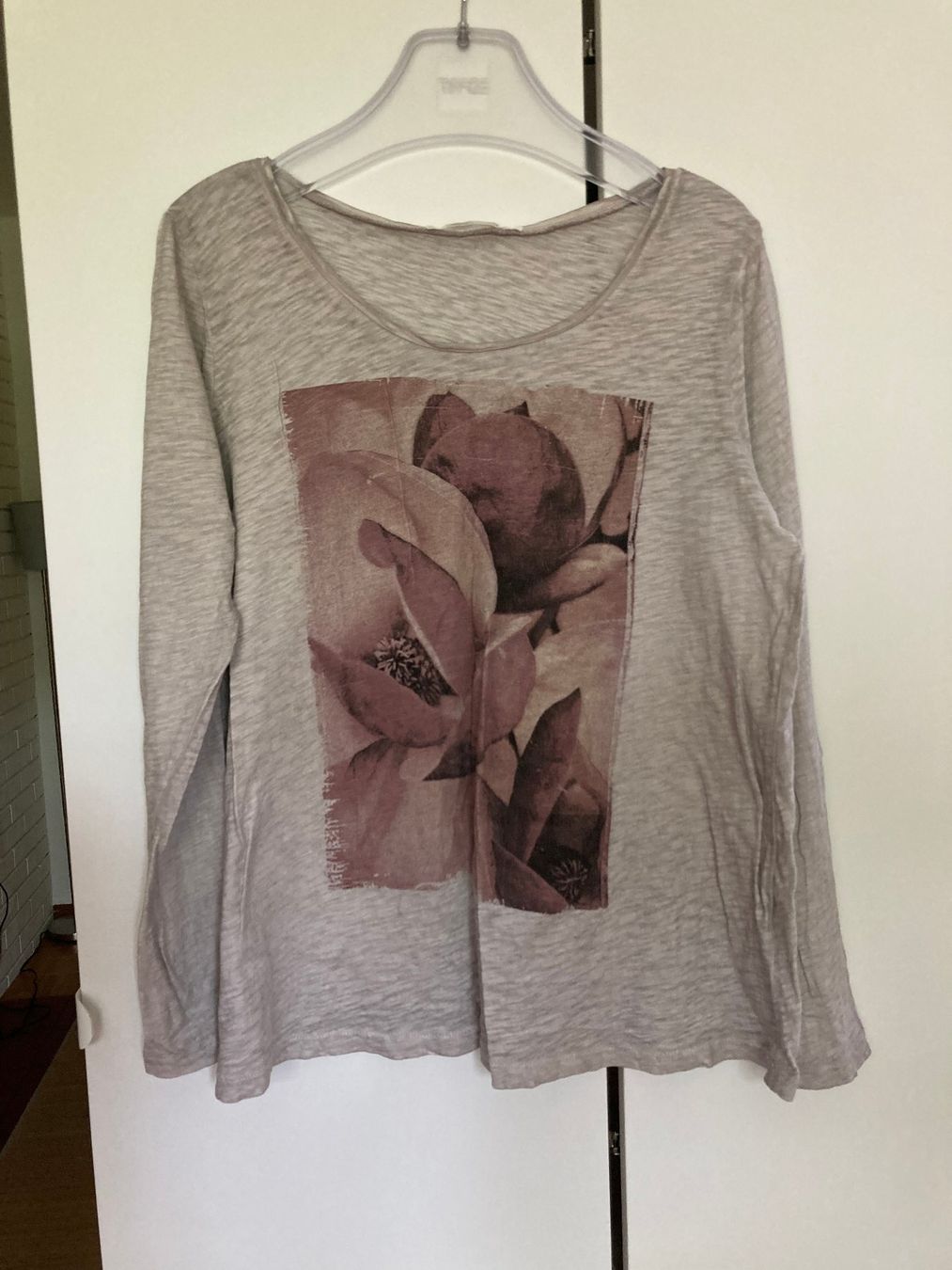 Nile Maglioni & Felpe: Nile Langarmshirt mit Print, L – Usato da Hombrechtikon venduto da star8888