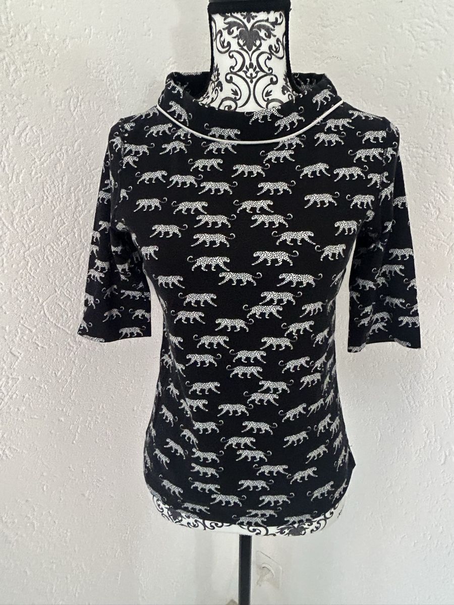 Marc Cain T-shirt: Maglietta Marccain taglia 40 – Nuovo (secondo la descrizione) da Locarno venduto da Matic04