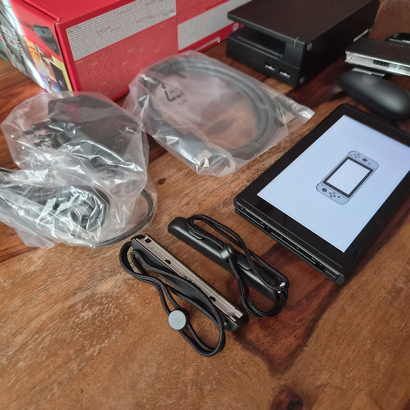 Nintendo Console: Nintendo Switch – Usato da Mettau venduto da eli_k78v 3