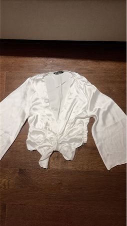 Zara Bluse weiss mit Bindedetail Grösse M