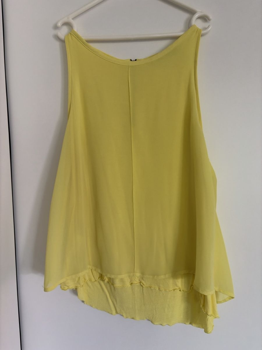 Mango Tops: Top – D'occasion à Zürich par sabri810