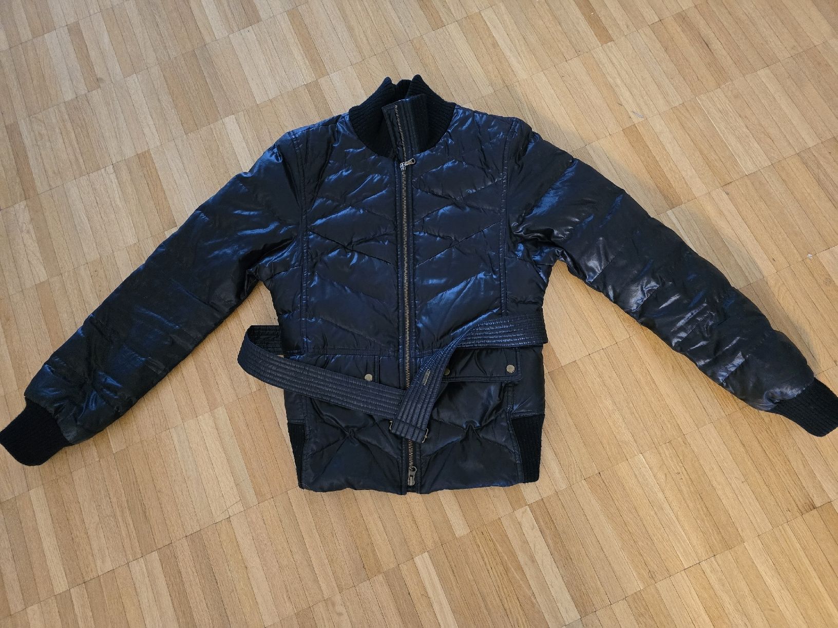 Strenesse Giacche: Schwarze Winterjacke Strenesse Blue – Usato da Laufenburg venduto da may_r2st