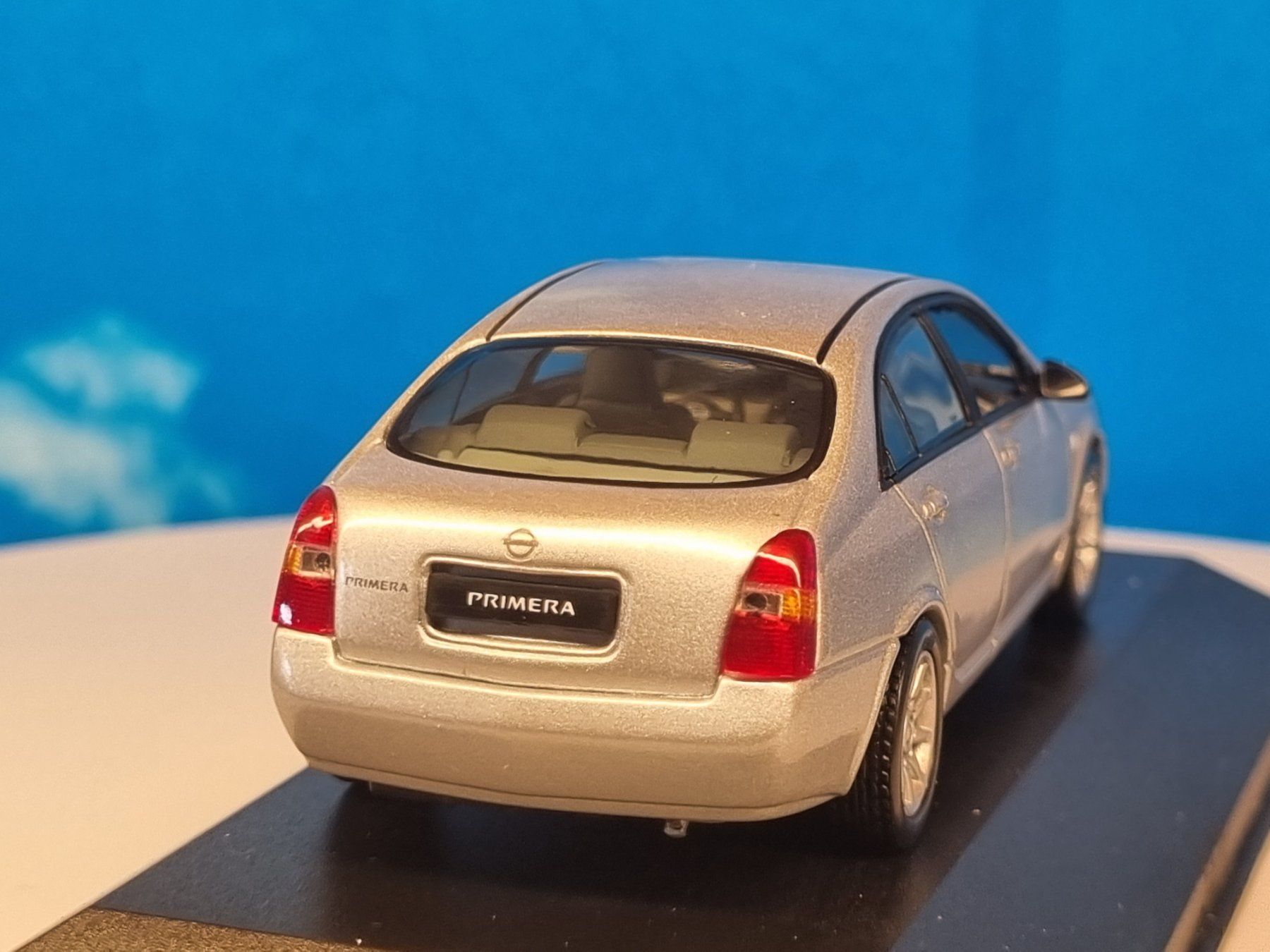 Nissan Modellini d'auto: Nissan Primera 1:43 – Nuovo e nell'imballaggio originale da Männedorf venduto da Spezial-Modelle 2