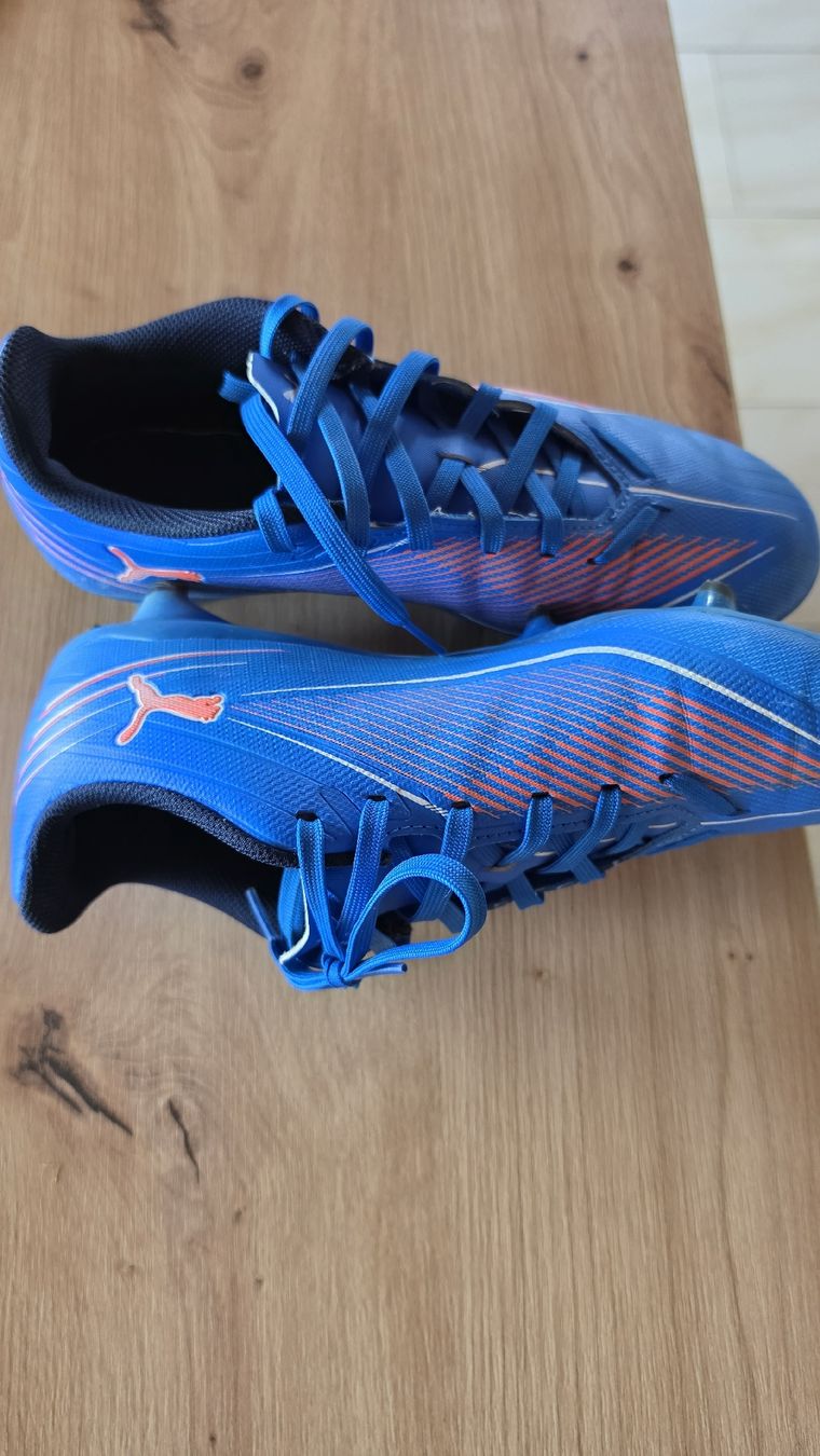 Herrenschuhe: Noppenschuhe von Puma 38.5 – Gebraucht aus Grosswangen von DenChey 1