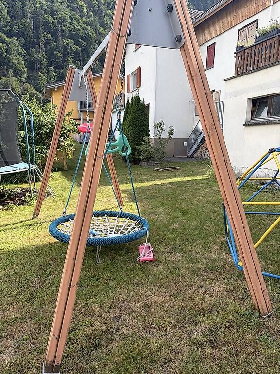 Sonstige Gartenschaukeln: Stabile Holz-Nestschaukel / Gartenschaukel – Gebraucht aus Untervaz von Andyfischer