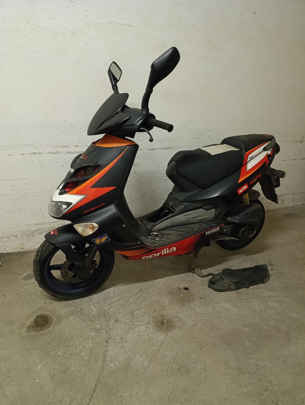 Aprilia Scooters: Aprilia SR 50 – Défectueux à Romanshorn par dav_h2lv