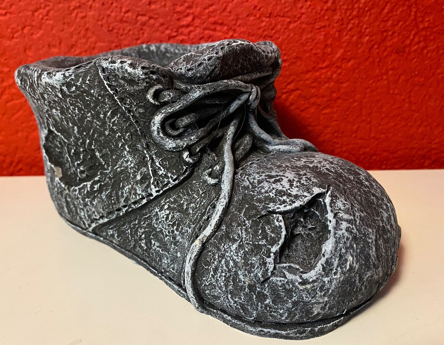 Pots de fleurs: Origineller Blumentopf Schuh-Design, – Neuf avec emballage d'origine à Zäziwil par Emlea 2