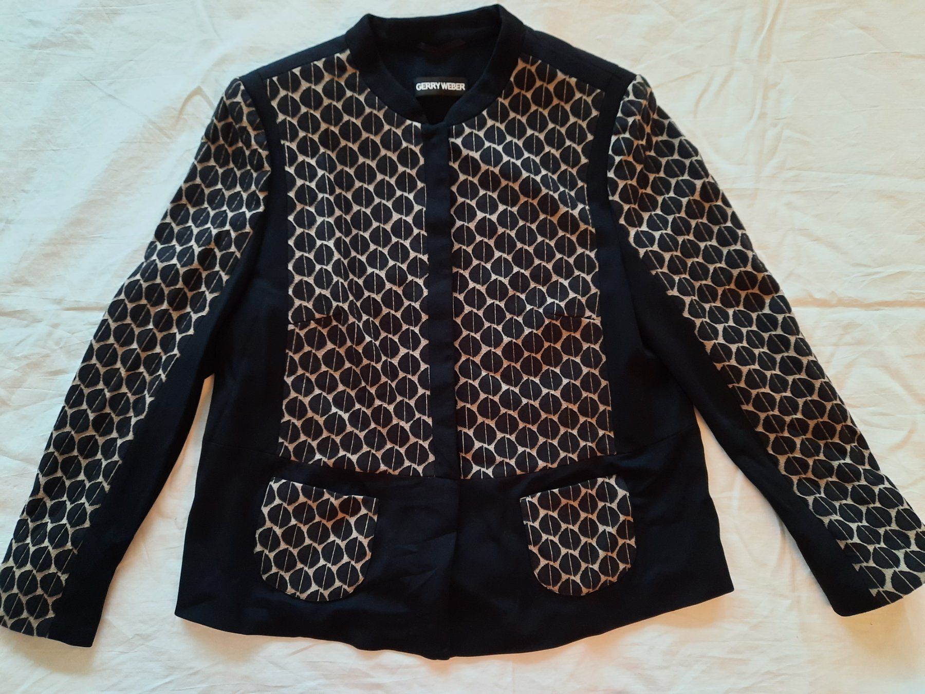 Gerry Weber Giacche: Jacke, Gerry Weber, elegant, neuwertig, L – Nuovo (secondo la descrizione) da Zollikon venduto da Kleidermotte