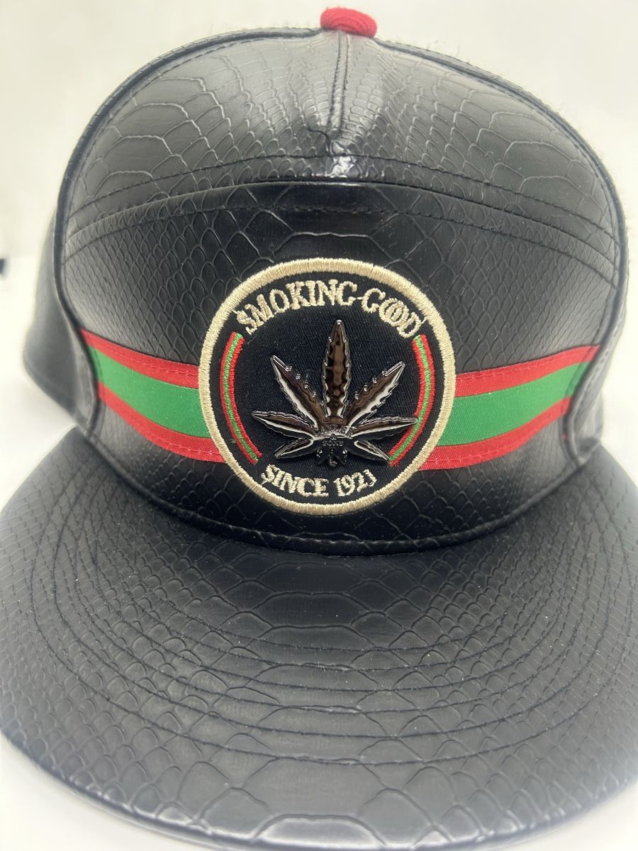 Altro in  Abbigliamento & Accessori: [NEU]: Schwarze Snapback-Cap – Nuovo (secondo la descrizione) da Arni AG venduto da CreaFlex 1