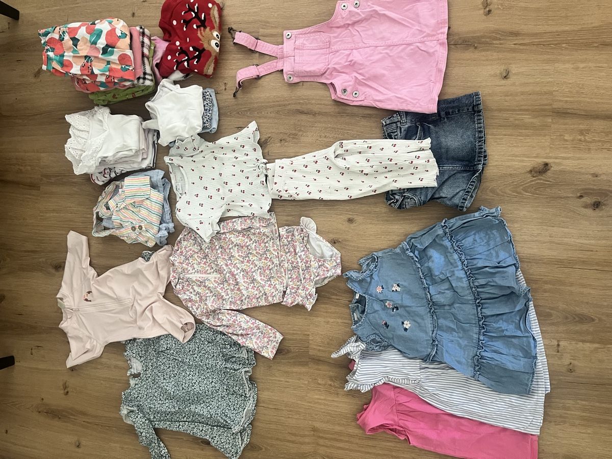 Kleiderpakete & -sets: Kleiderpaket Gr. 98 – Gebraucht aus Unterägeri von mar_6gzc