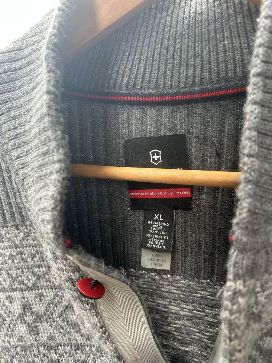 Maglioni & Felpe: Victorinox Herren Strickpullover, Gr. XL, Winter, Merino – Nuovo (secondo la descrizione) da Ibach venduto da heifla 2