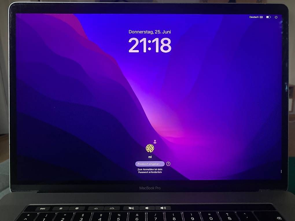 Apple Notebook: MacBook Pro 15", 16GB, 512 SSD – Usato da Bäretswil venduto da Leatherman 4