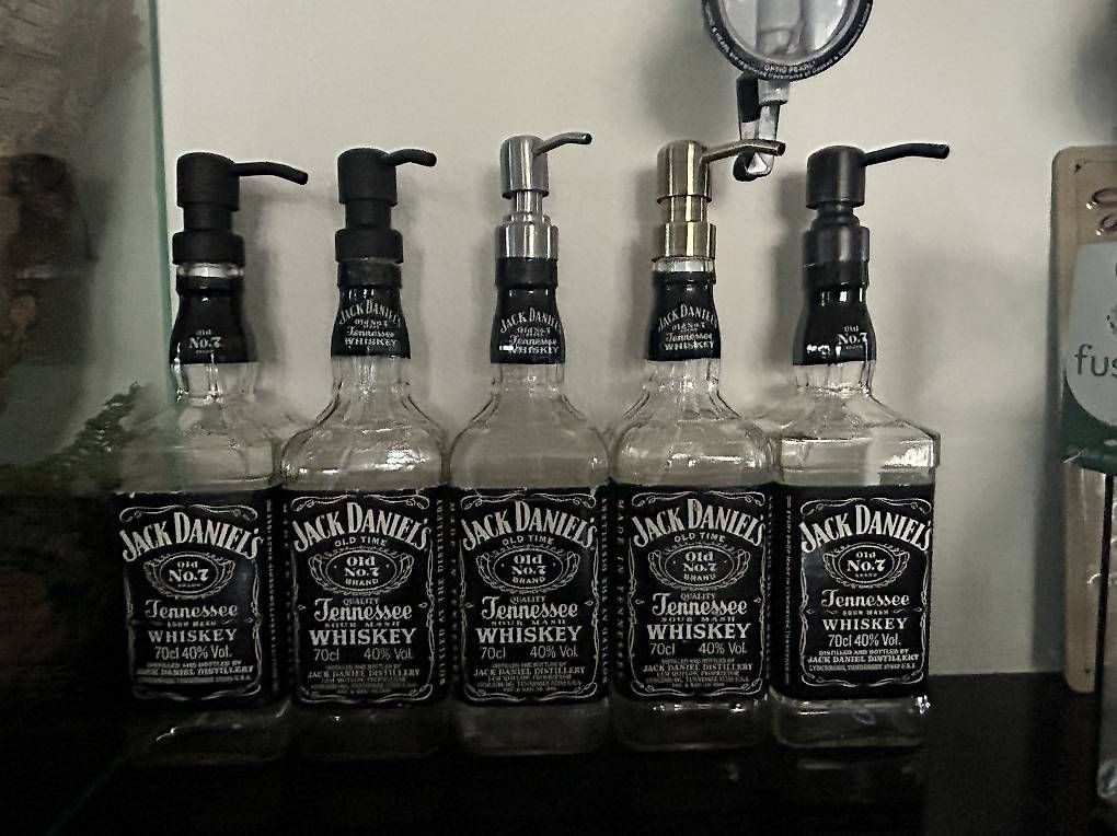 Altro per Gastronomia & Hotel: Origineller Jack Daniels Seifenspender – Usato da Oberweningen venduto da gta_kl5b 2