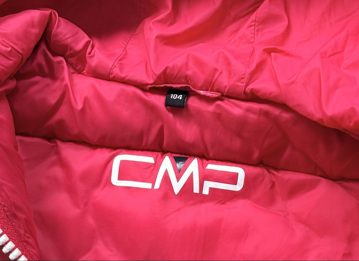 Jacken & Mäntel: Shiny Pink Puffer Jacket - Size 110-116 – Gebraucht aus Diessenhofen von mar_8cyl 3