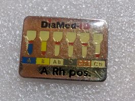 Ansteckpin 257: Diamed