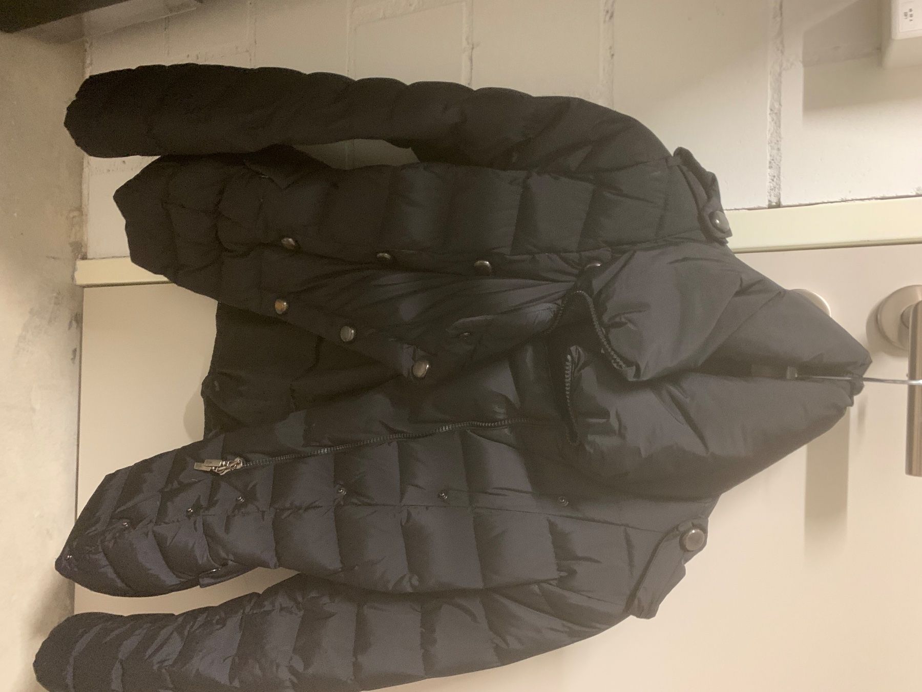 Moncler Giacche: Jacke Moncler Gr. 36 schwarz – Usato da Kaltbrunn venduto da Modern 5