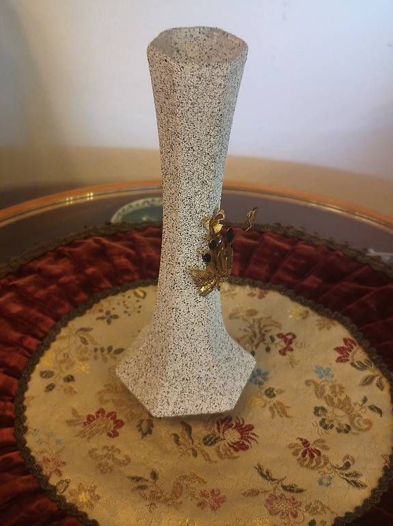 Alle Dekorationen: Kleine Keramikvase mit Golddekor – Gebraucht aus Ascona von ArtRomantica 1