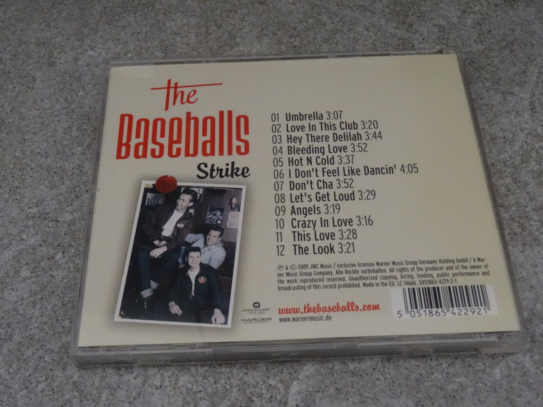 CD: The Baseballs - Strike - CD – Usato da Olten venduto da Disc-Ausverkauf 1