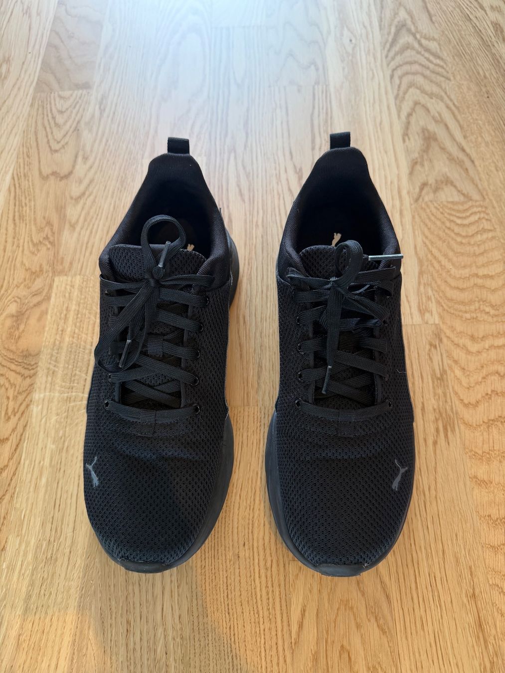 Puma Herrenschuhe: Puma Anzarun Lite black Gr. 44 – Gebraucht aus Villars-sur-Glâne von Schrodi90