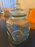 Dekoratives grosses Vorratsglas