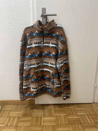 Warmer Fleece-Pulli mit Muster, ideal für den Winter! L