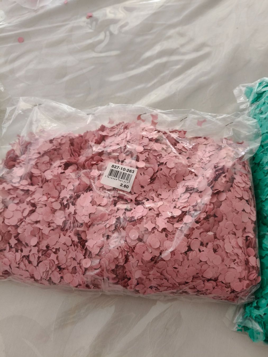 Tutte le decorazioni: Konfetti – Usato da Urtenen-Schönbühl venduto da sep_k9jk 1