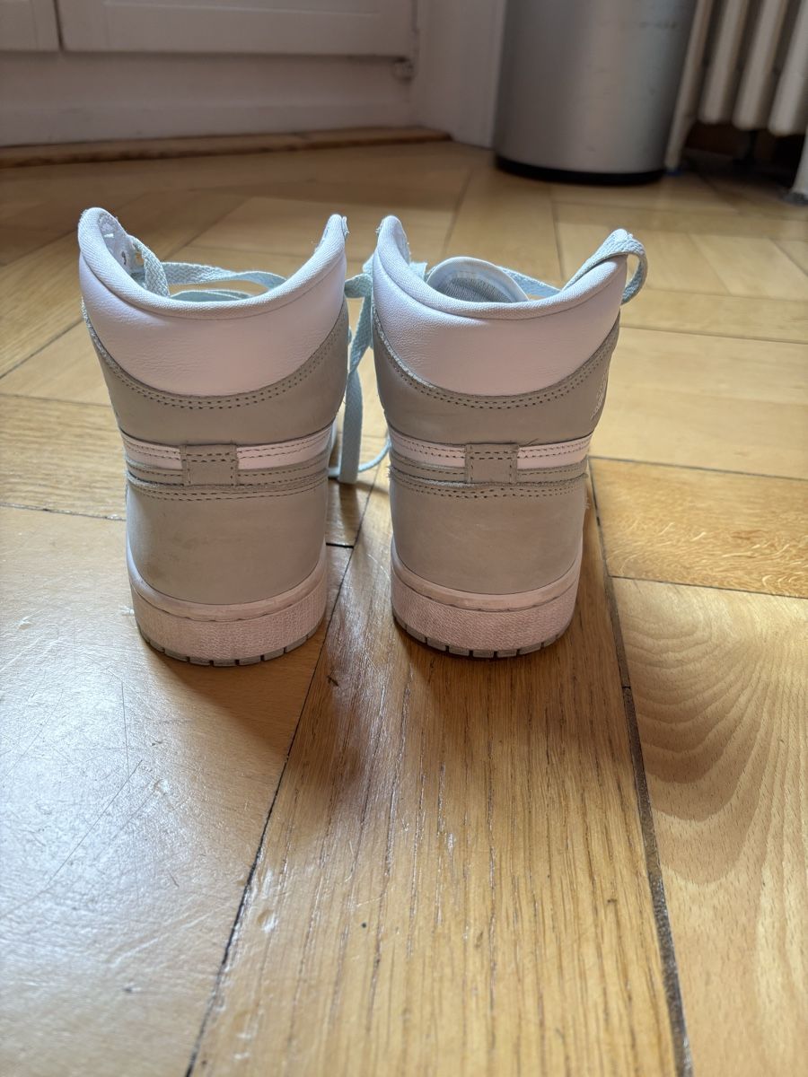 Jordan Scarpe da uomo: Nike Air Jordan 1 High – Nuovo (secondo la descrizione) da Bern venduto da Lydiixa 2