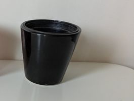 2 Mini Blumentöpfli schwarz und rot