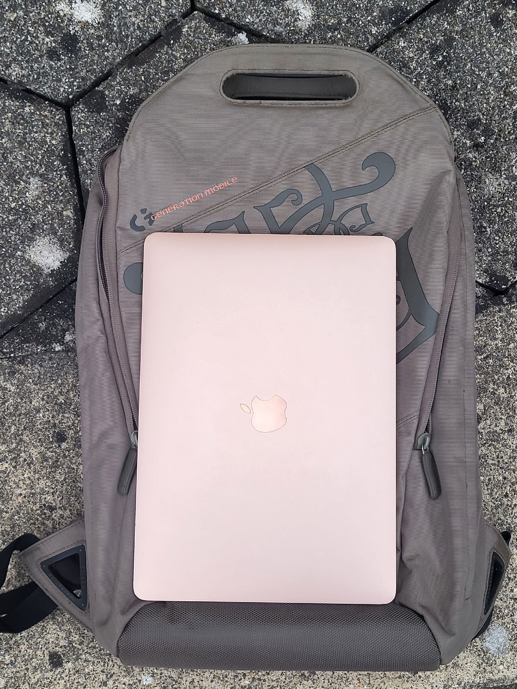 Sacs à dos: GOLLA "Generation mobile" Laptop-Rucksack – Neuf (Voir description) à Embrach par Saphira_007 9