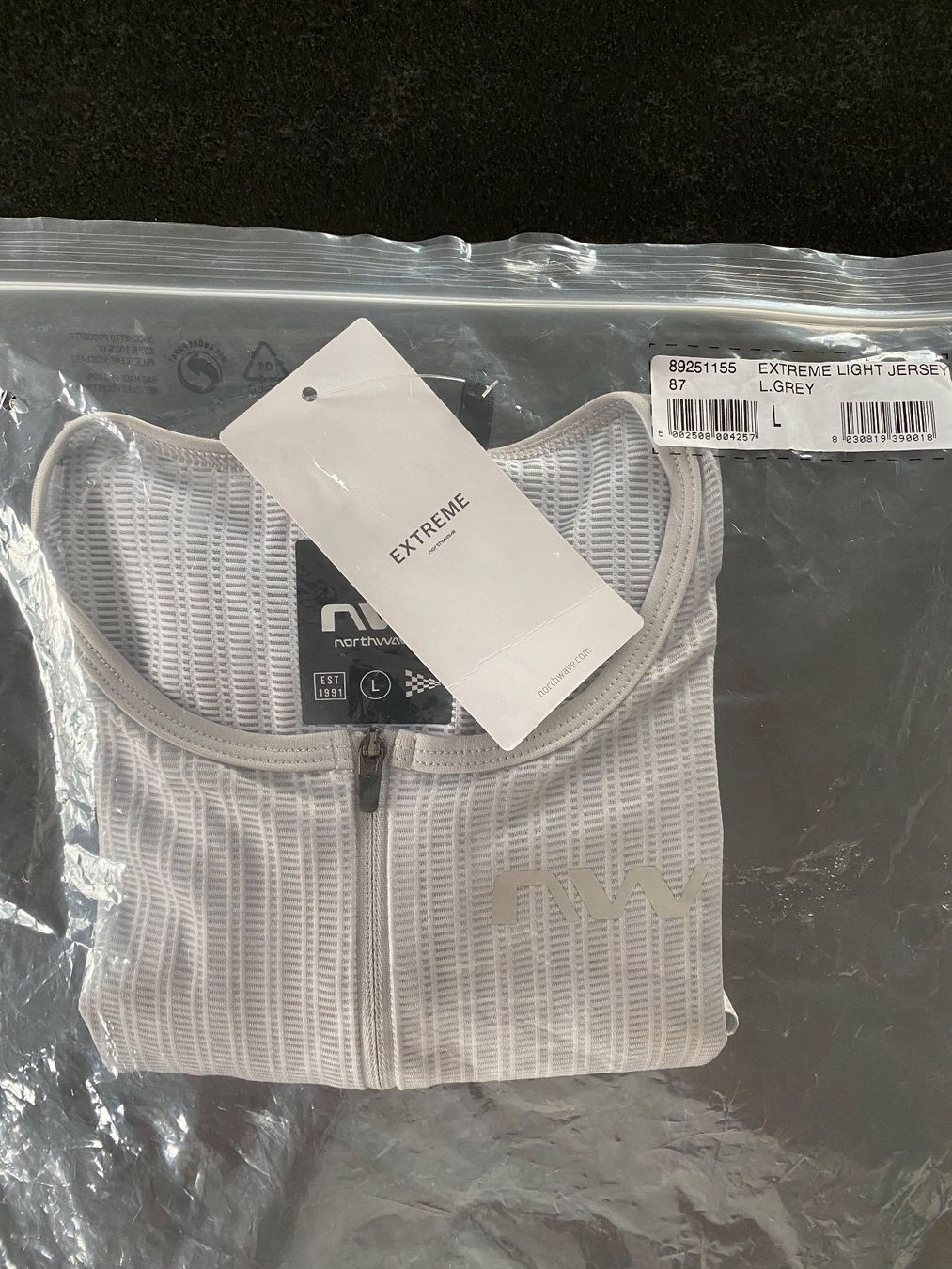 Northwave Leibchen & Hosen: Northwave - Extreme Light Jersey, Trikot, L – Neu und originalverpackt aus Meisterschwanden von Lapins2019 8