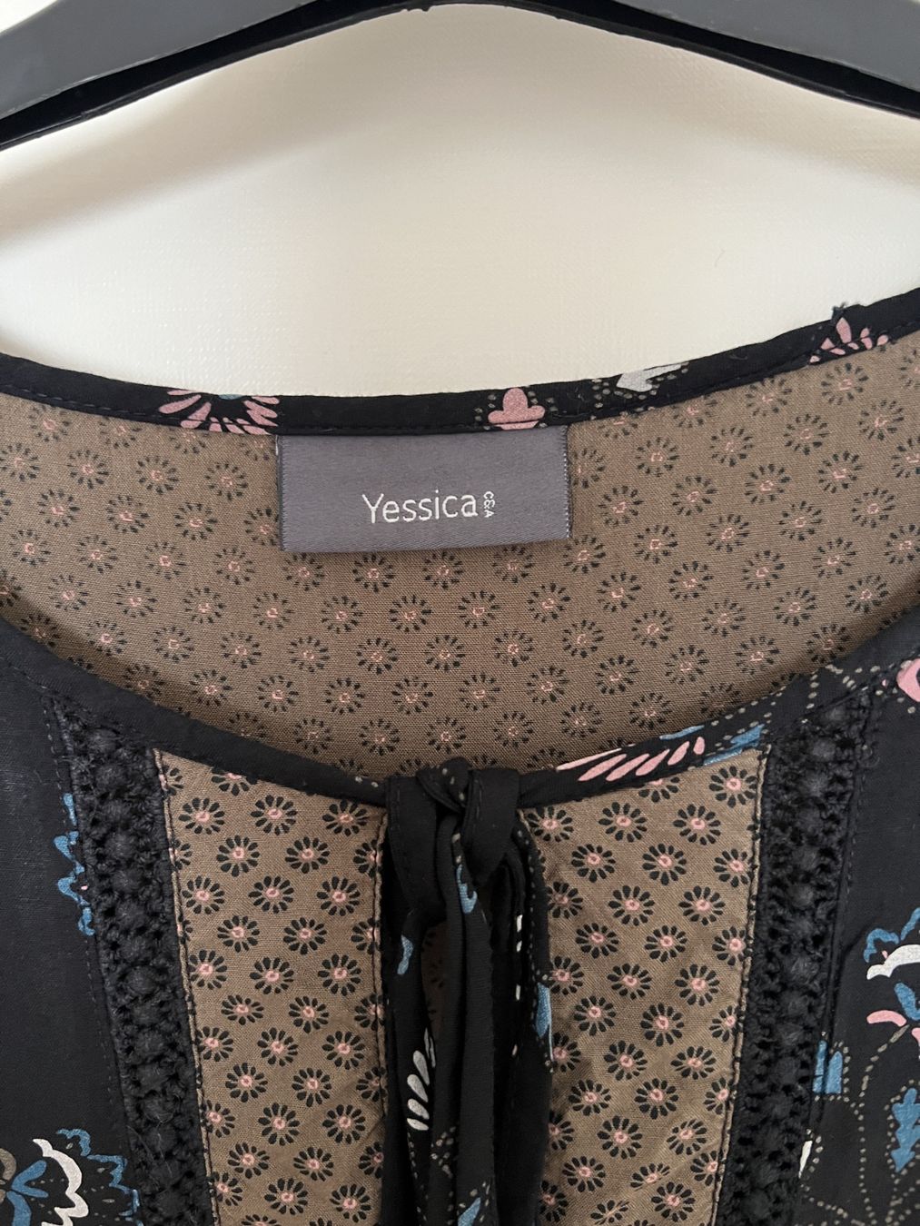 Camicette: YESSICA Blouse EUR 36 – Usato da Horgen venduto da linuxrp 3