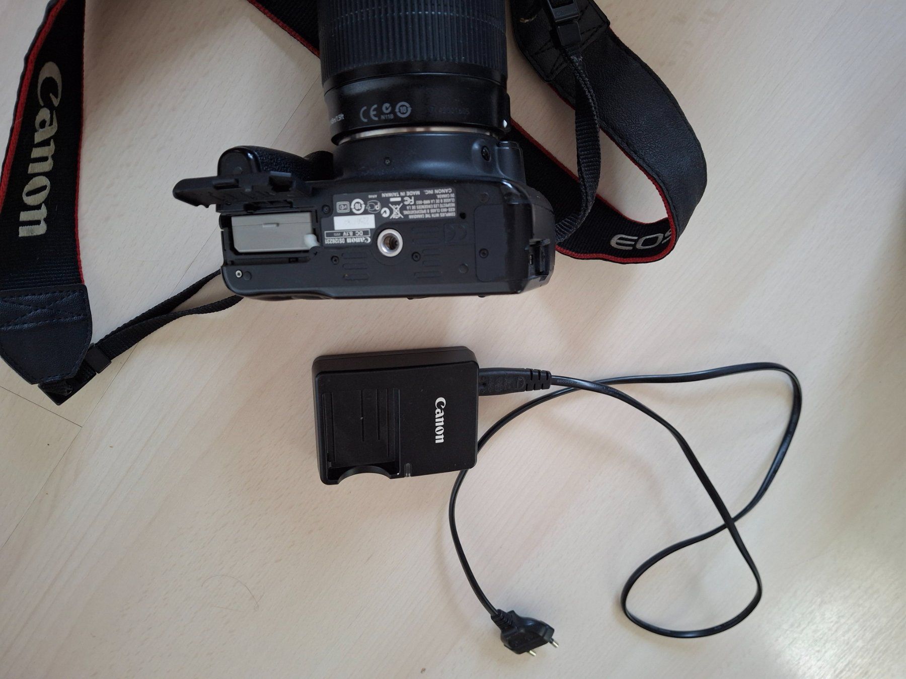 Canon Appareil photo: Canon EOS Digitalkamera mit Objektiv und Tasche etc – D'occasion à Walterswil SO par peiper2 2