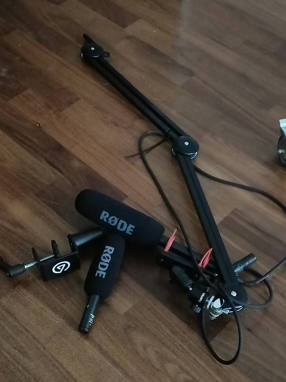 Proiettori: mobiles Streaming- / Teleprompter-Studio – Usato da Obergösgen venduto da studer81 1