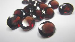 Lot 51.25 ct Grenats ovales 11x9mm - CERTIFICAT 1'300.- Fr