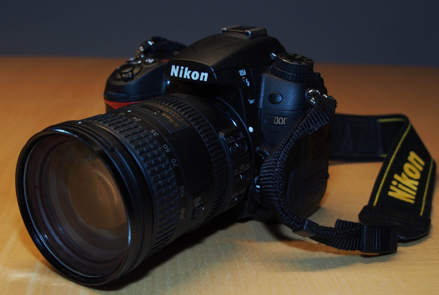 Nikon Fotocamera: Nikon D7000 Digtal-Spiegelreflexkamera inkl. Tasche – Usato da Russikon venduto da Ziorudolfo