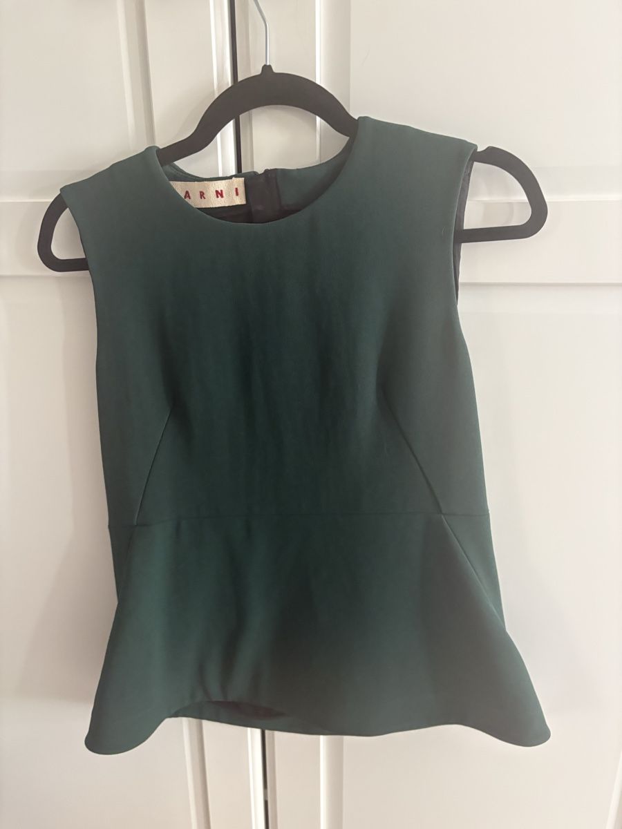 Marni Top: Marni Structured Top Green, original price CHF560 – Nuovo (secondo la descrizione) da Zürich venduto da jir_k6j2