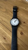 SwatchPAY! – Montre noire et blanche – Paiement sans contact