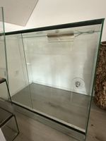 Grosses Terrarium mit Schiebetüren