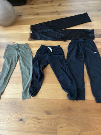 Diverse Hosen Grösse XS
