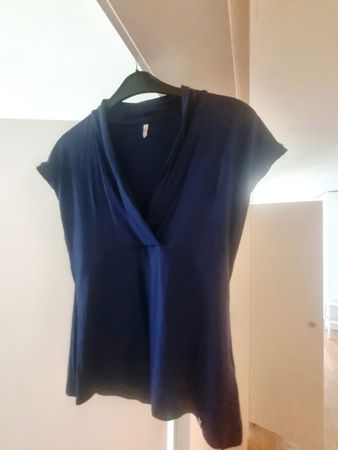 Dunkelblaues Sommer Top von Blutsgeschwister, Grösse S