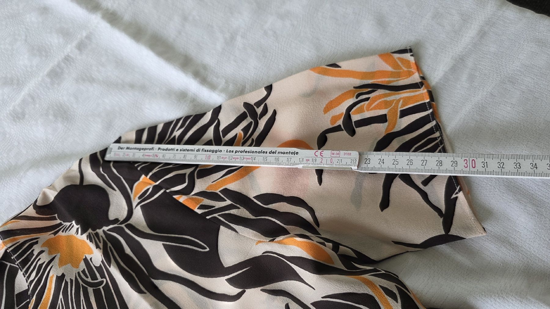 Blusen: Spezielle Seidenbluse von "MANTERO" Gr. L "NEU" – Neu (gemäss Beschreibung) aus Schneisingen von backstore24 7