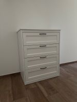 Kommode mit 4 Schubladen weiss neuwertig