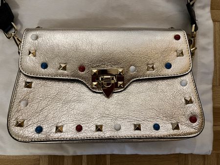 Sac magnifique en véritable cuir doré Neuf