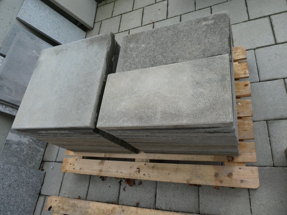 Betonplatten / Platten / Gartenplatten 50x50x4 cm Kaufen auf Ricardo