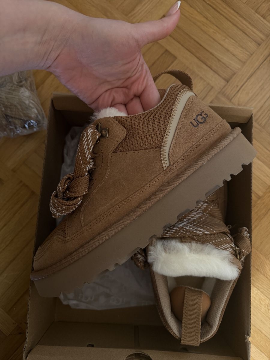 Damenschuhe: UGG  – Neu und originalverpackt aus Reinach BL von van_h62b 3