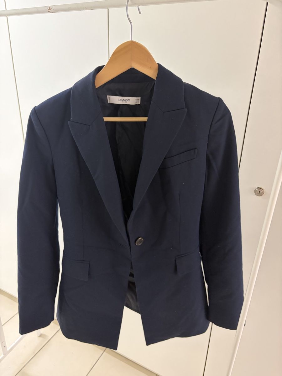 Mango Jacken: dunkelblauer Blazer Mango – Gebraucht aus Zürich von malo_8