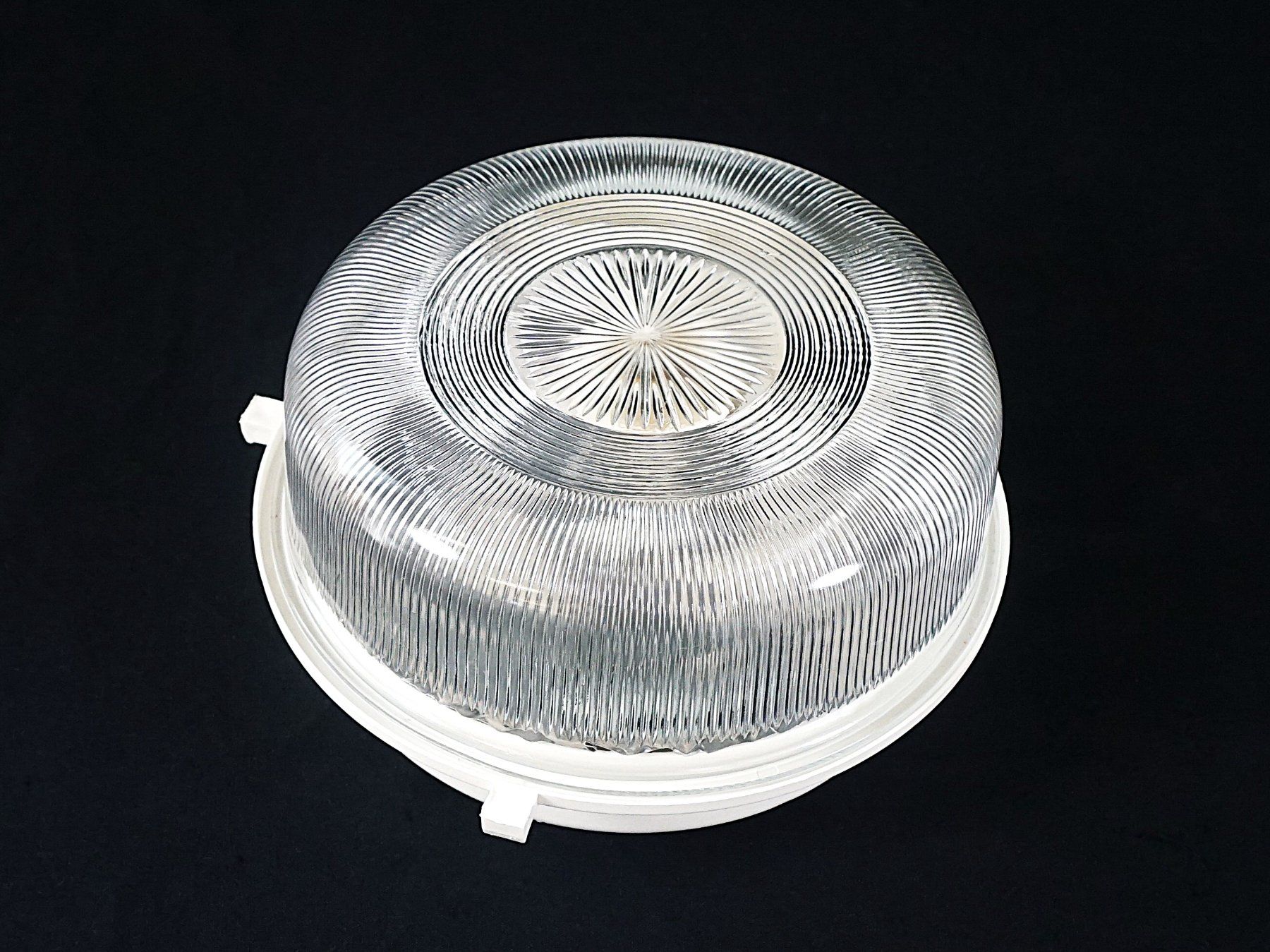 Lampade: Sonlux Aussenlampe Rund mit Gitter – Usato da Pratteln venduto da Restwert_Pratteln 4